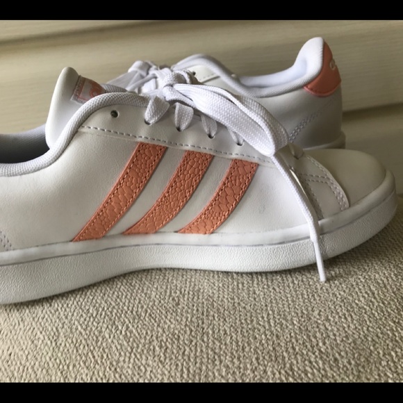 Adidas shoes - Picture 5 of 5